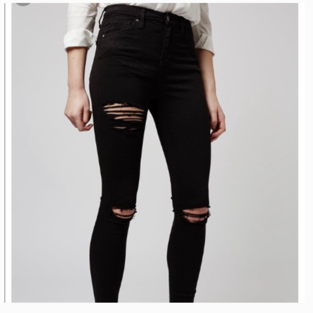 Top Shop Ripped Jamie Jeans- Black